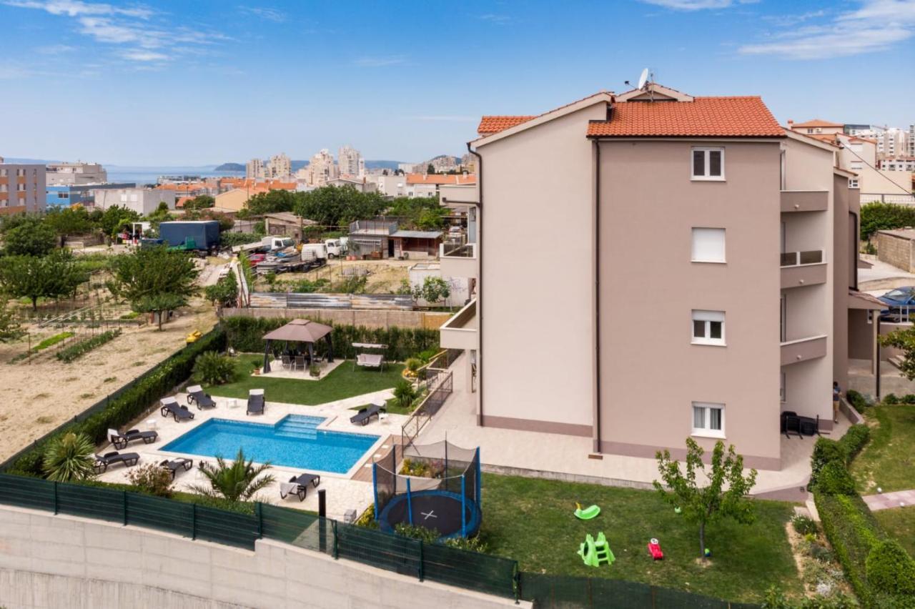 Апартаменты Sunny Garden Adria Сплит Экстерьер фото