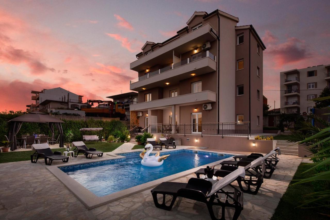 Апартаменты Sunny Garden Adria Сплит Экстерьер фото