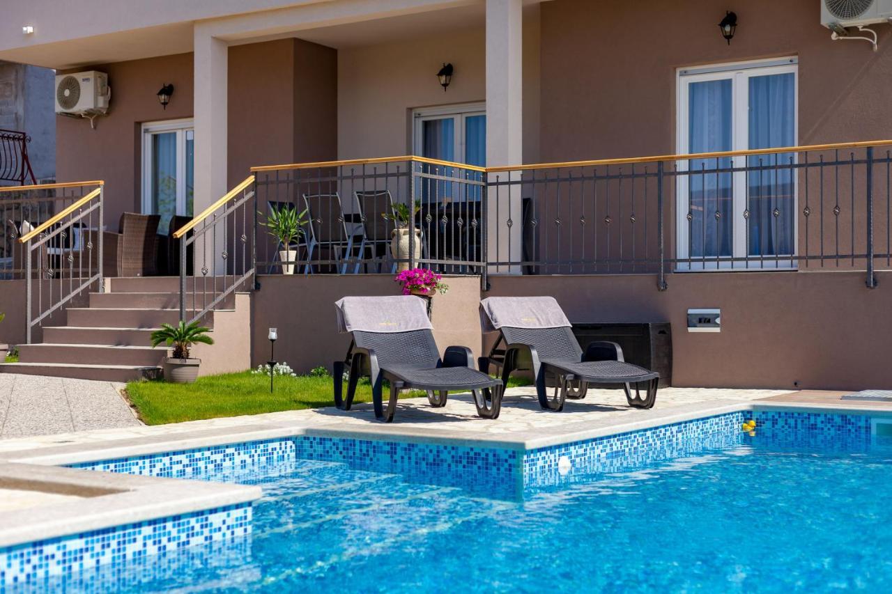 Апартаменты Sunny Garden Adria Сплит Экстерьер фото