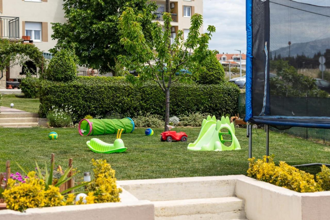 Апартаменты Sunny Garden Adria Сплит Экстерьер фото
