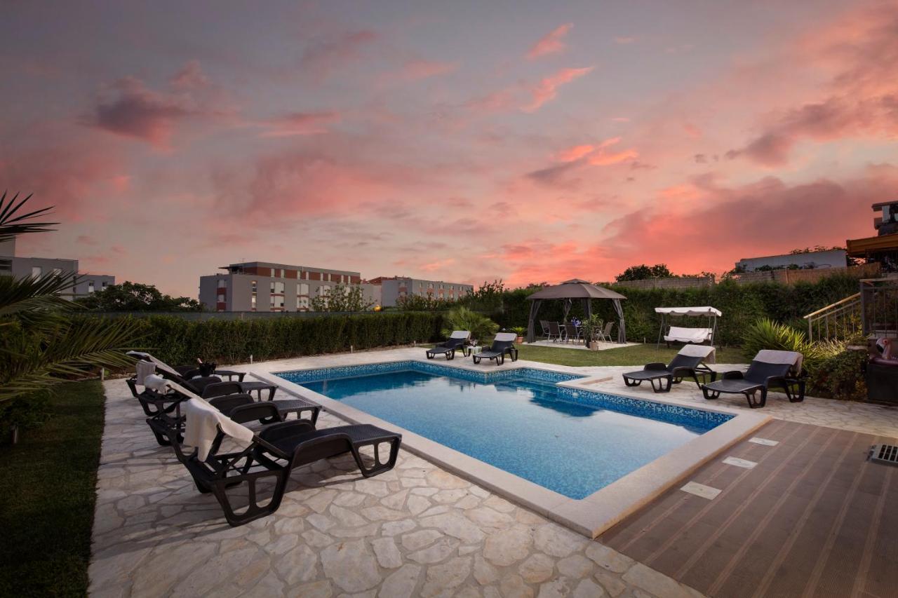 Апартаменты Sunny Garden Adria Сплит Экстерьер фото